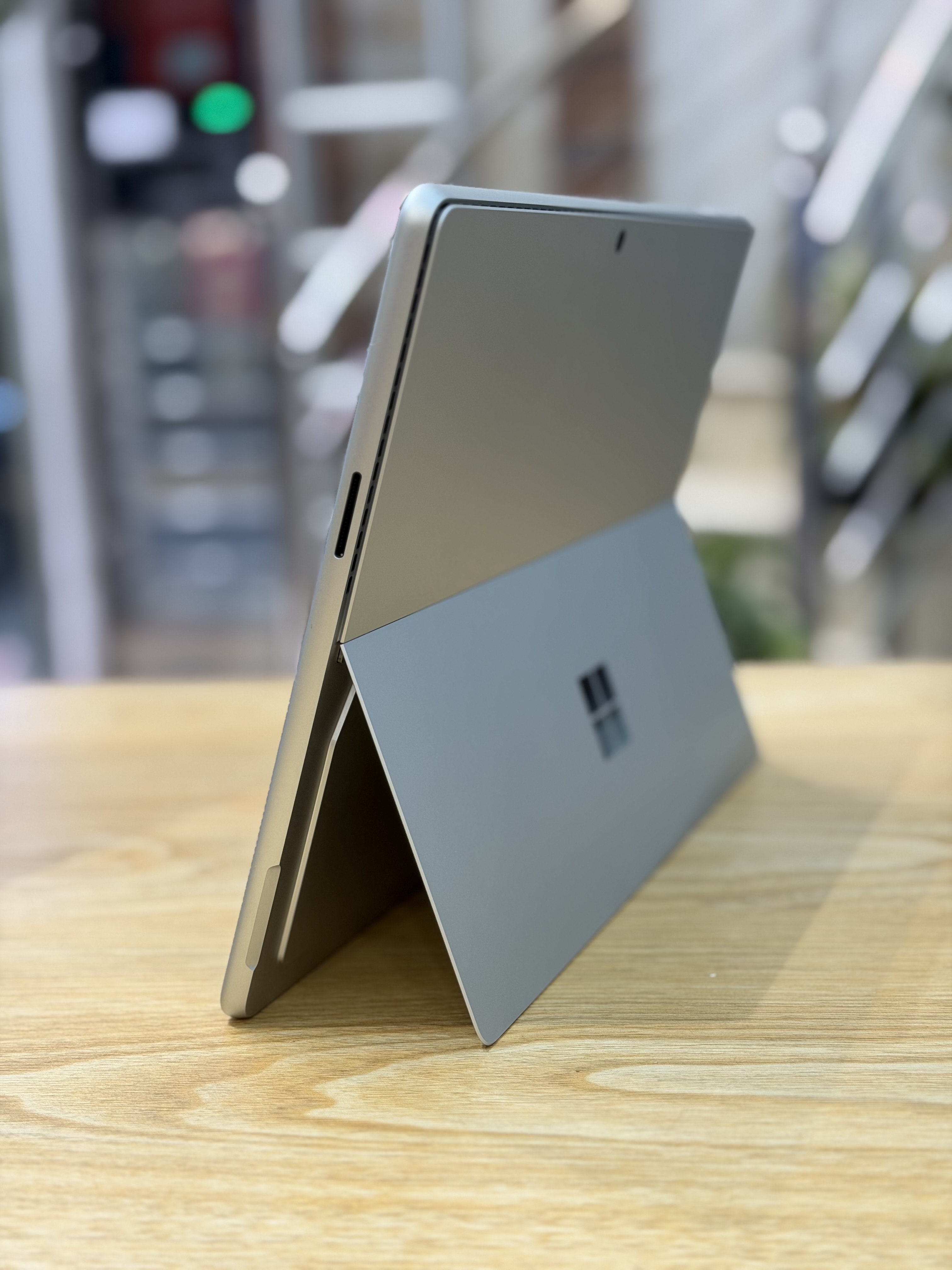 مایکروسافت Surface Pro 11-Snapdragon X Elite - کارکرد